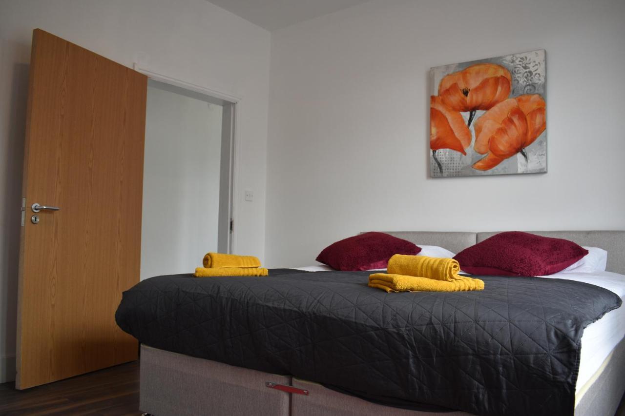 Celyn Room Денби Екстериор снимка